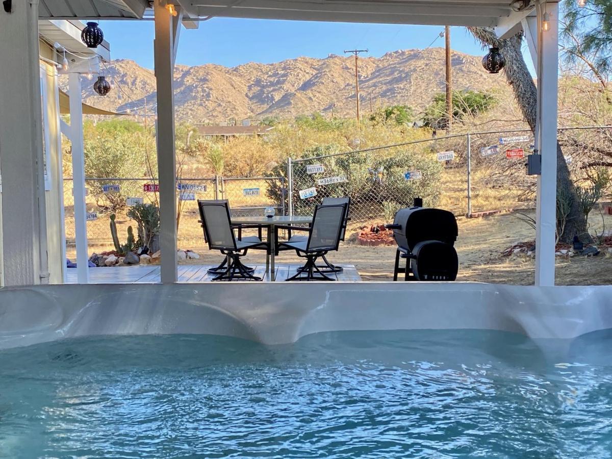Float Pool, Hot Tub, Sauna, Views, Telescope-Skywatchers Haven Joshua Tree Bagian luar foto